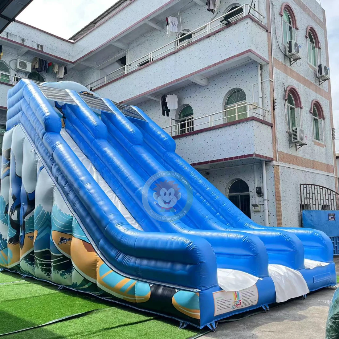 Jumping Castle with Slide and Pool Dinosaur Inflatable Trampolines Dry Slide
