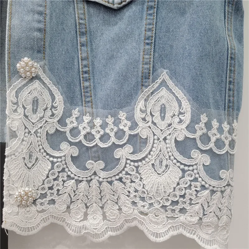 春夏の女性のレースのパッチワークブルーショートデニムベストラウンドネックシングルブレスト女性ノースリーブカウボーイチョッキジャケット