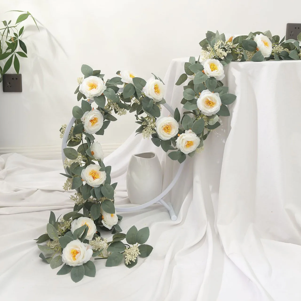 Silk Simulation Rose Fake Flower Vine Artificial White Flowers Large Tea Rose Vines Strip Air Conditioning Pipe Room Decoration