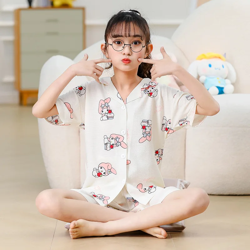 Miniso-Conjunto de pijama de manga corta para niño y niña, ropa de dormir cómoda para el hogar, de Anime Pochacco, Hello Kitty, Cinnamoroll