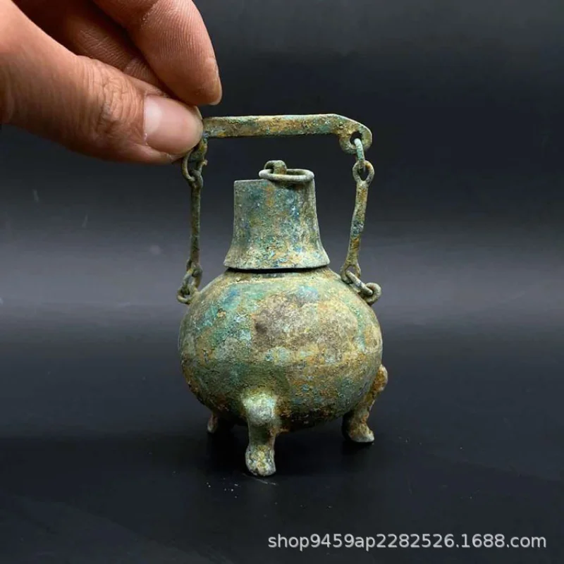 Antique Han Dynasty Bronze Decoration Retro Loop-Handled Teapot Stall Small Object Decoration Antique Old Goods Copper Pot Small