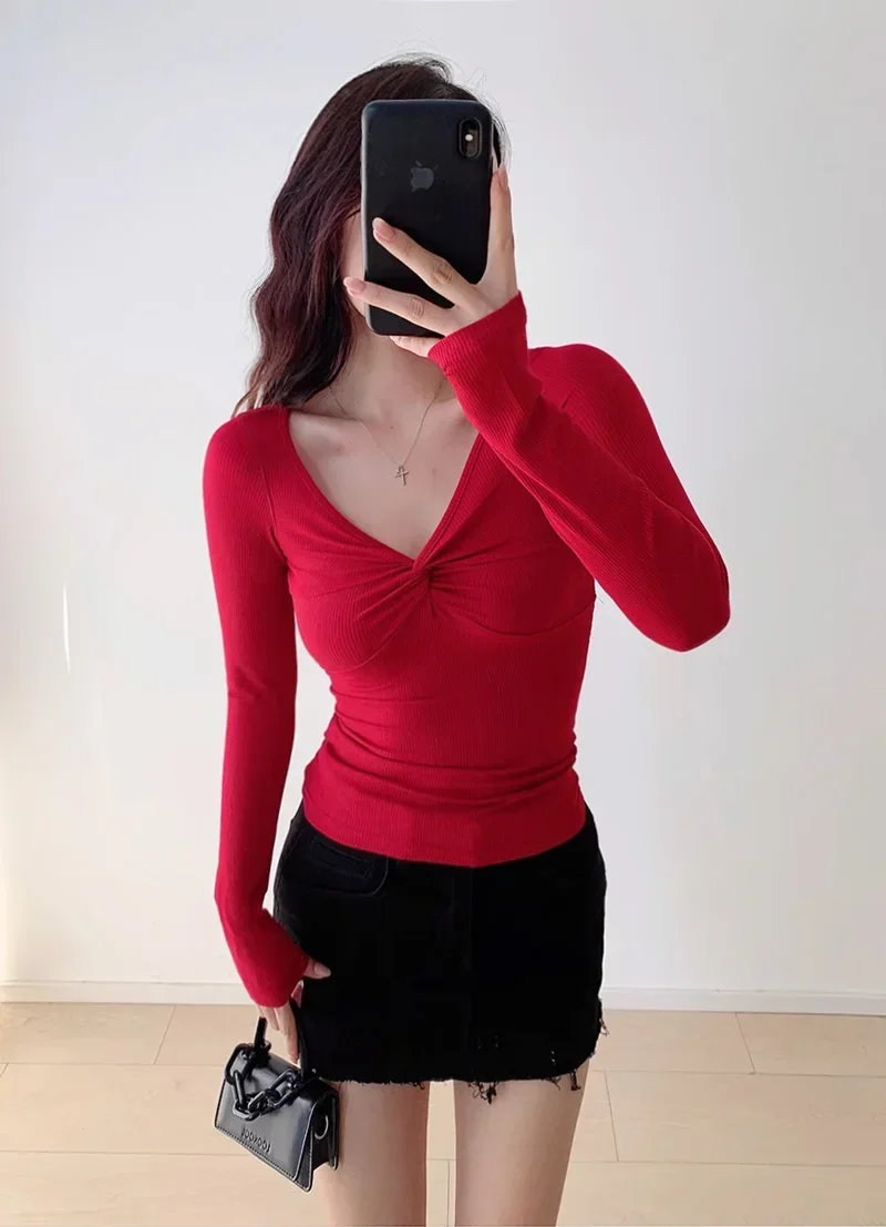 Women's Twist Front Long Sleeve Top in Rib