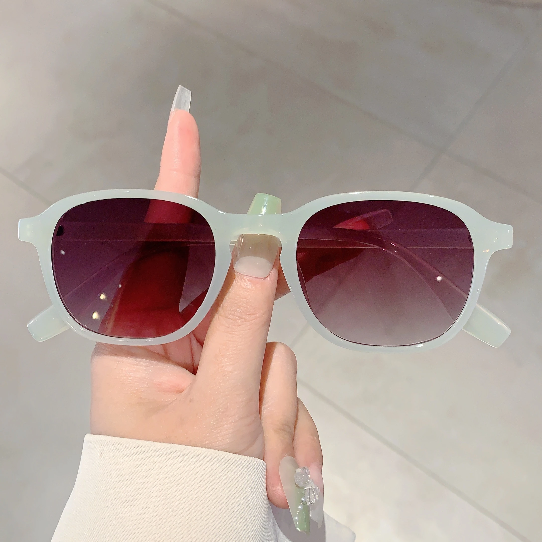 KAMMPT Vintage Oval Sunglasses Women Stylish Korean Style Gradient Outdoor Shades Trendy Fashion Design Multicolor Sun Glasses