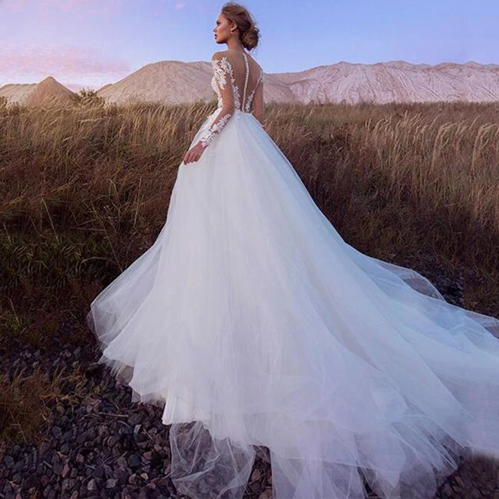 

Luxury Princess Tulle Wedding Dress O-Neck and Long Sleeves Classic Applique Bridal A-Line Floor Length Illusion Back Gowns Robe