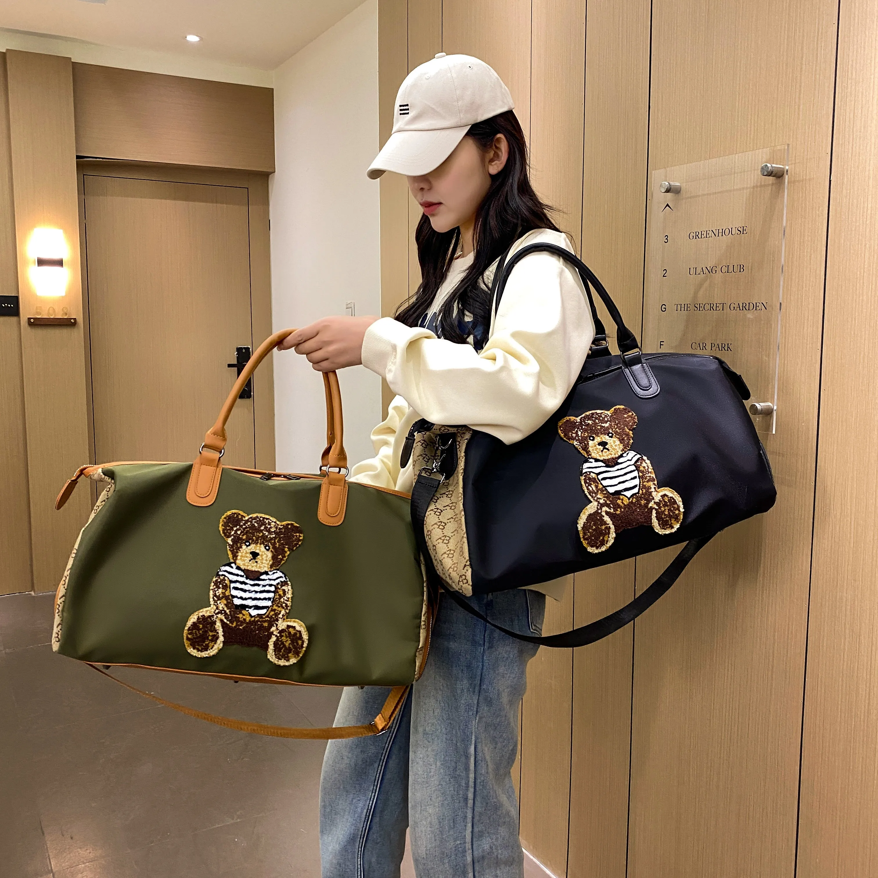 

Новая женская сумка из ткани Оксфорд для отдыха и фитнеса с героями мультфильмов, дорожная сумка, дизайнерская роскошная сумка для отдыха, женская сумка bolsas