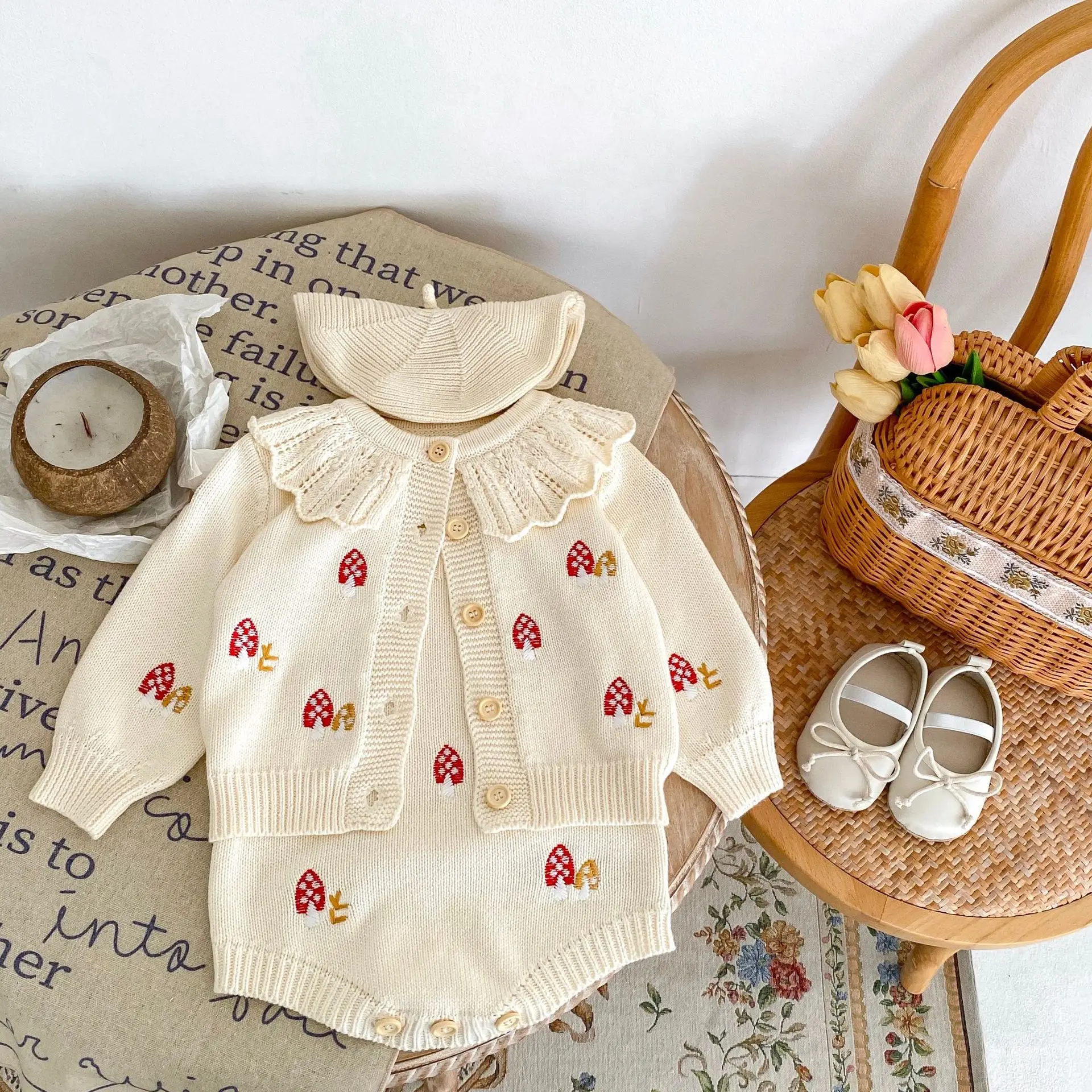 Kids Clothes for Babyt Newborn 2 Pieces Sets Coat Romper 2023 Autumn Embroidered Lotus Leaf Collar Knitted O-neck Strawberry