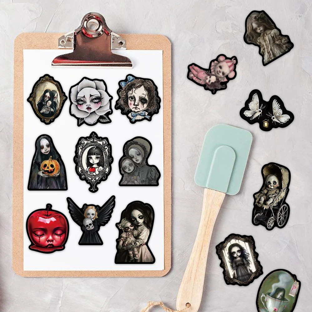 50 Stück Französische Retro-Horrorpuppen-Aufkleber, Kunstvolle Persönlichkeits-Kreativität, Mysteriöse Dekoration für Scrapbook, Handyhülle, Wasserbecher, Geschenk – Detail 4