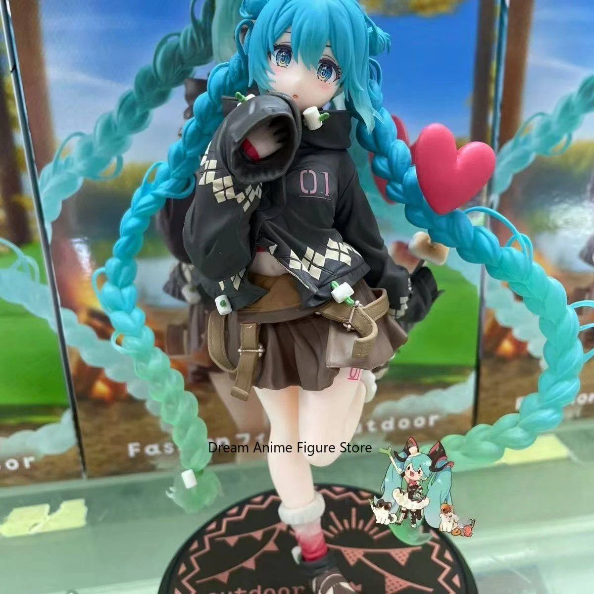 

В наличии оригинальная фигурка TAITO Hatsune Miku в модном стиле для улицы, с изображением пейзажа, коллекционная, в подарочной упаковке.