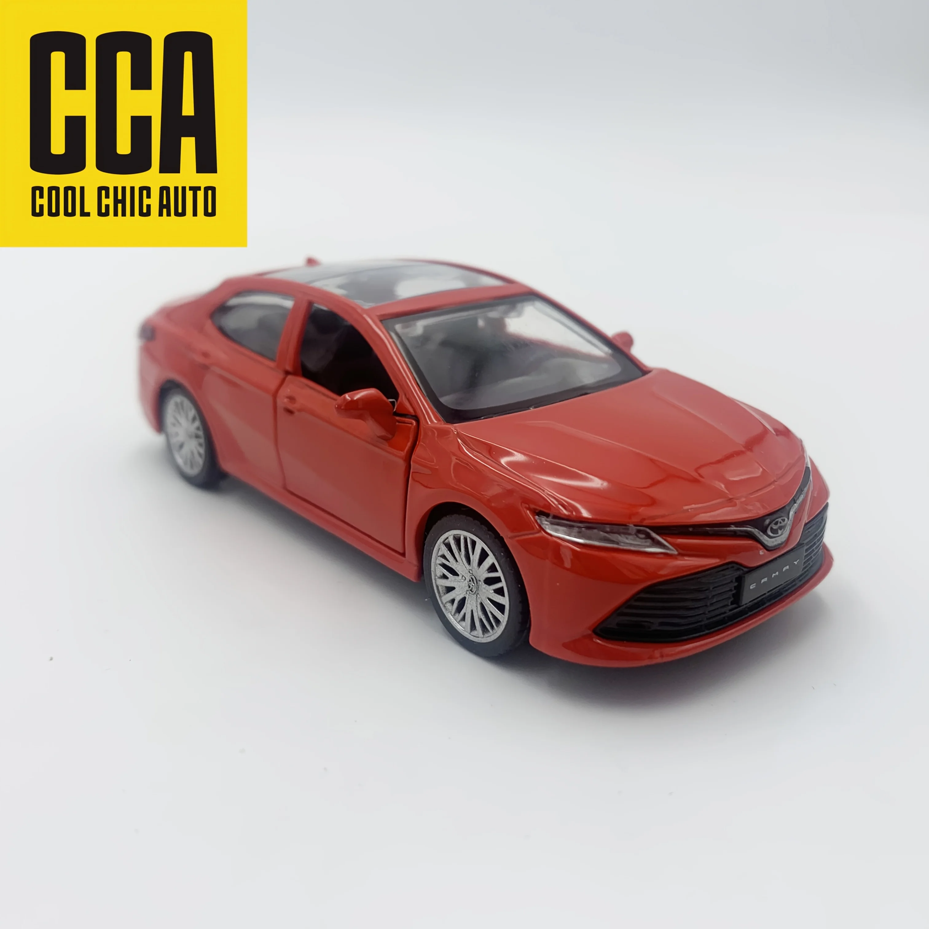 يمكن فتح باب نموذج سيارة من السبائك من سلسلة تويوتا يمكن لعب تغليف علبة الثقاب في راحة هدية لعبة الأطفال