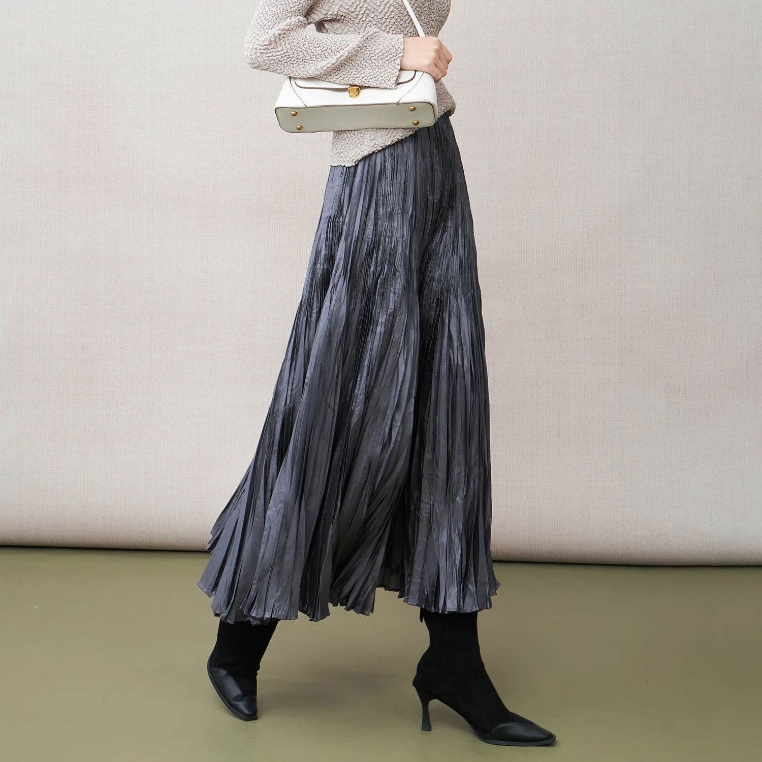 مياكي مطوي 2025 تنورة طويلة جديدة نصف الجسم تنورة الخريف جودة عالية مرونة الخصر فضفاضة كبيرة هيم ركاب تنوعا مطوي #4