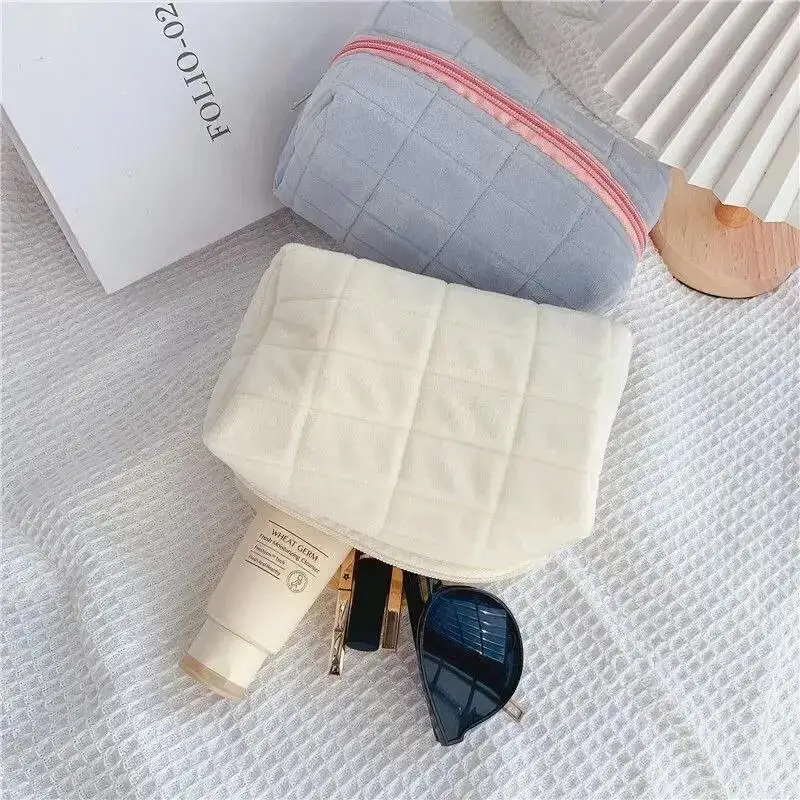 Simple Makeup Bag Pillow Pen Bag High Appearance Level WOMEN\'S Large Capacity Pillow Bag Portable Storage Bag