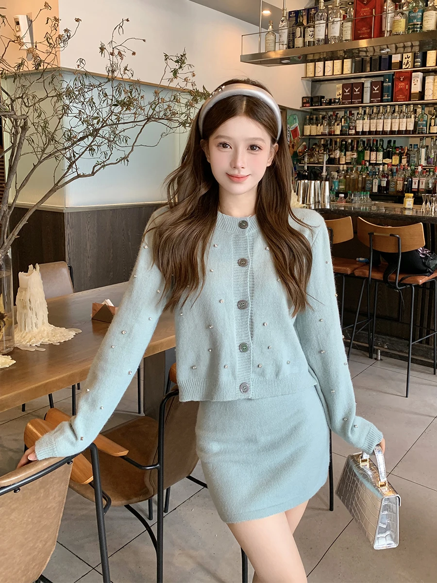 

Sweet Hot Girl Knitted Suit Women's Autumn O-neck Rhinestone Cardigan High Waist Mini Skirt Two-piece Set Fashion Female Clothes