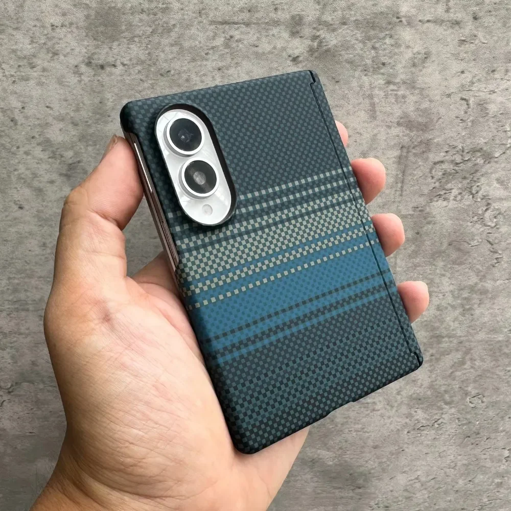 Luxury Carbon Fiber Texture Slim PC Magnetic Case For Samsung Z Fold 8 For MagSafe Wireless Charging Hinge Protection Cover