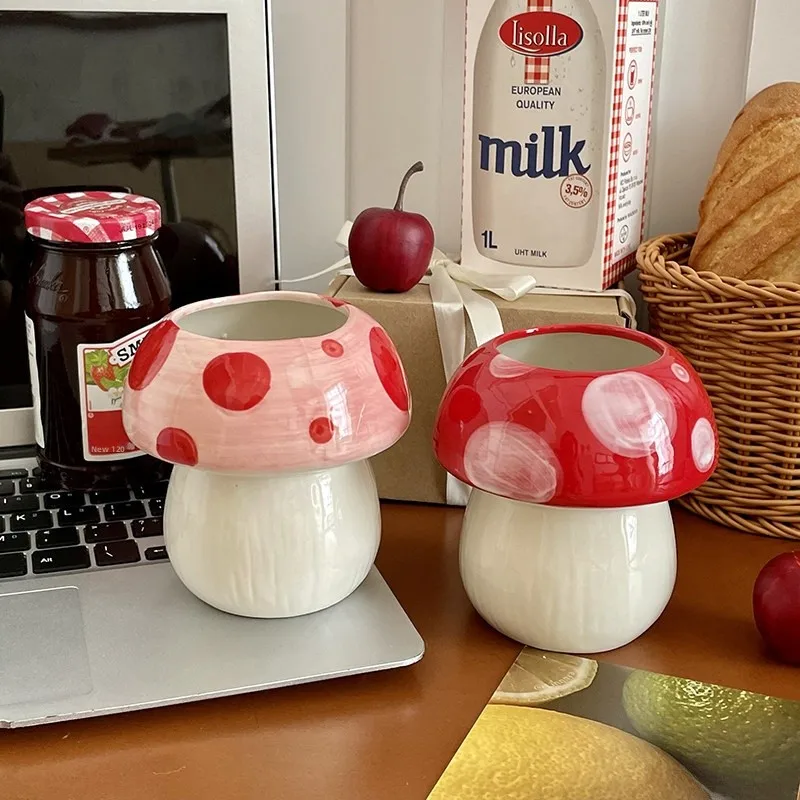 かわいいセラミック製キノコ型メイクブラシホルダー、デスクトップオーガナイザー、学生用ペンホルダー、高審美価値の装飾収納容器