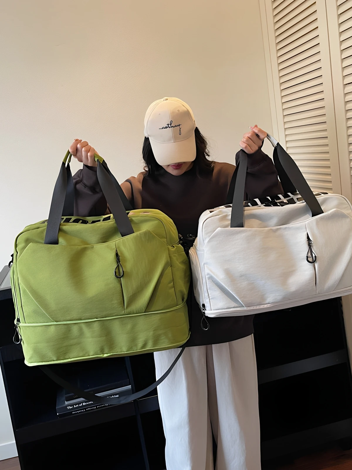 short-trip-lightweight-travel-bag-women's-handheld-storage-luggage-bag-large-capacity-fitness-bag-swimming-bag-dry-wet-separa
