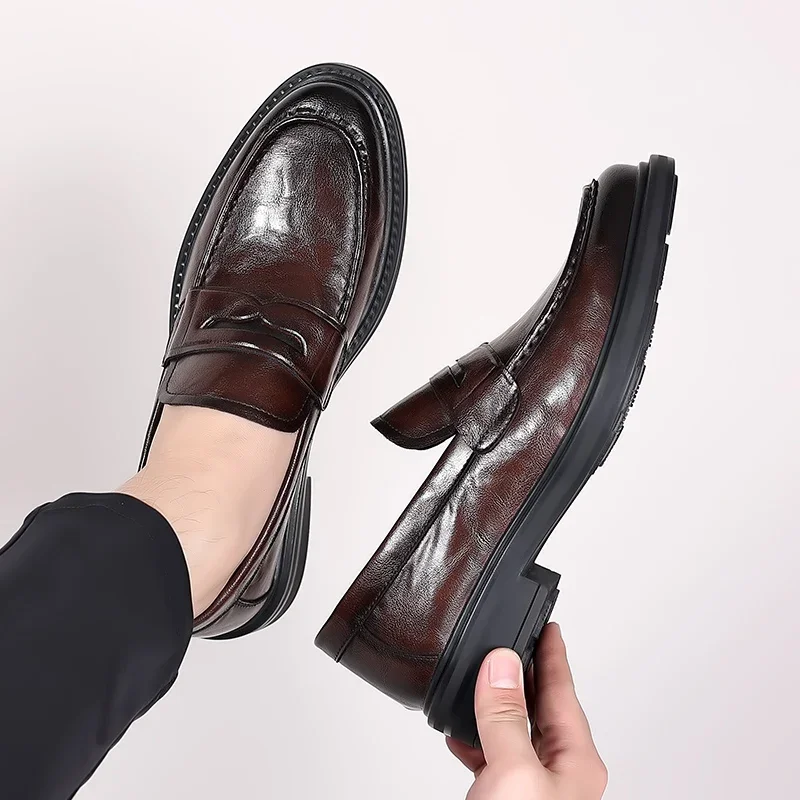 2024 Luxury Brand Business Leather Shoes Loafers for Men Thick Soled Shoes Man Moccasin Handmade Slip on Dress Shoes Men Party