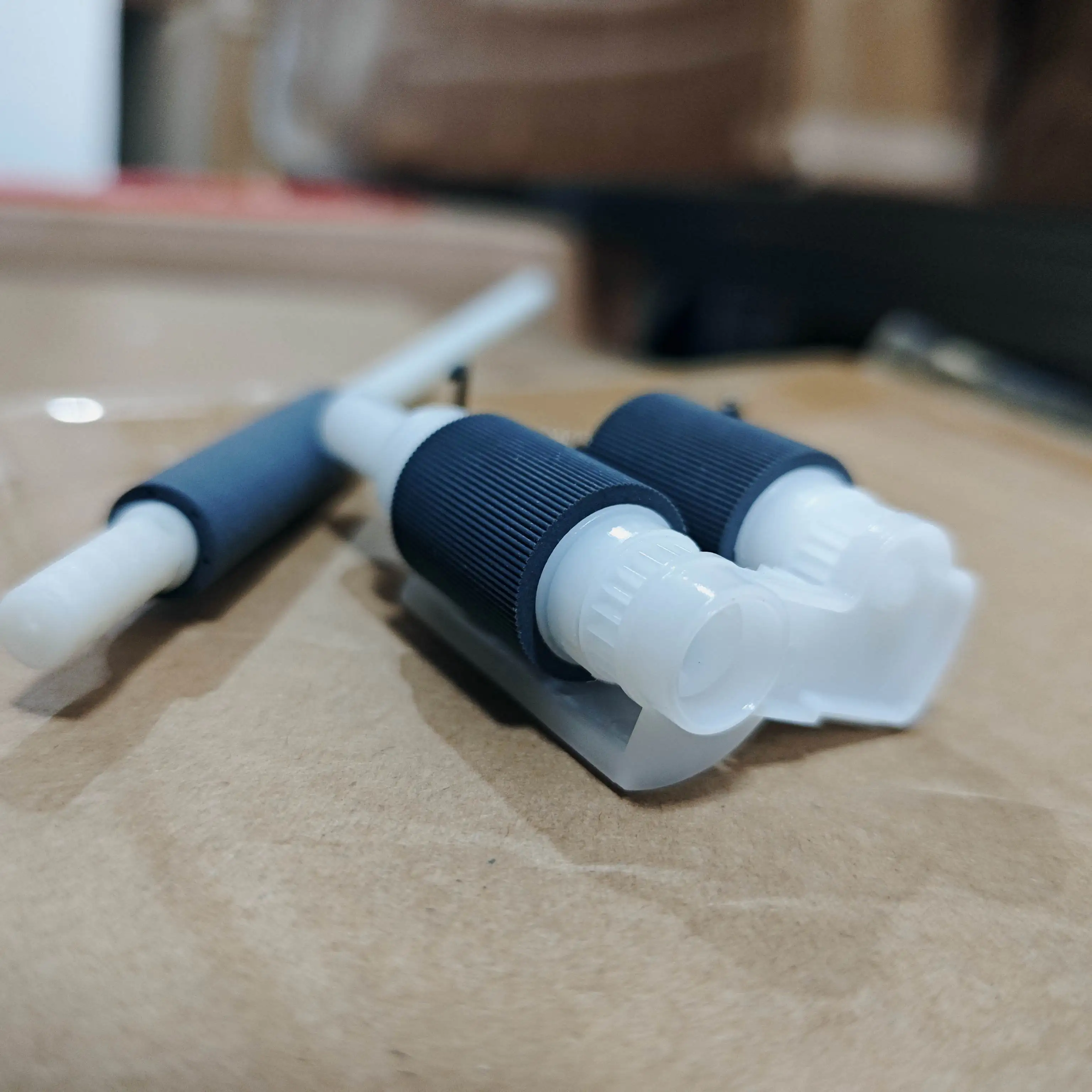 

10X Pickup Roller Separation Pad for BROTHER DCP 7055 7057 7060 7065 7070 MFC 7240 7360 7365 7460 7470 7860 HL 2130 2270 2240