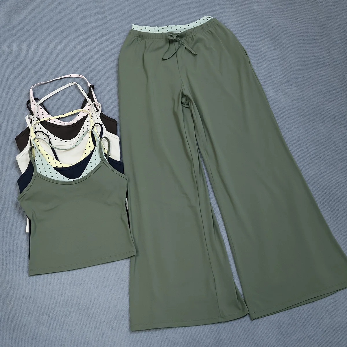 Damen-Yoga-Set, 2-teilig, Polka-Dot-Verzierung, Tanktop, Hose mit Kordelzug und elastischem Bund, weite Beine, für Training, Fitnessstudio, Laufen, Freizeit und Sport. – Detail 12