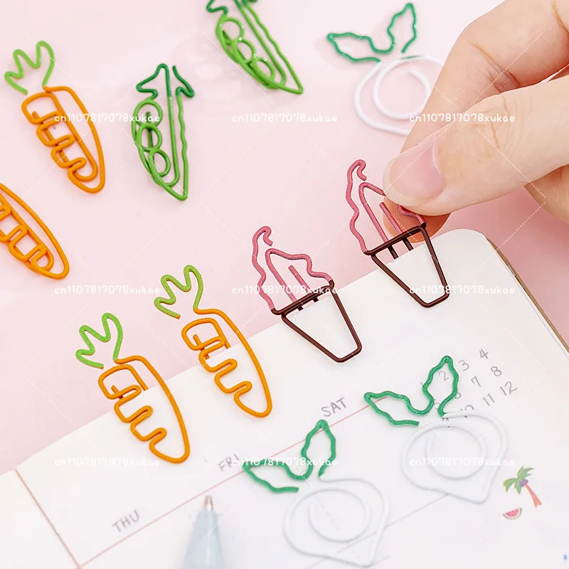 

5pcs Carrot Shaped Carrot Paper Clip Reading Assistant Memo Clip Carrot Metal Bookmark Photo Clip Orange Office Binding Supply