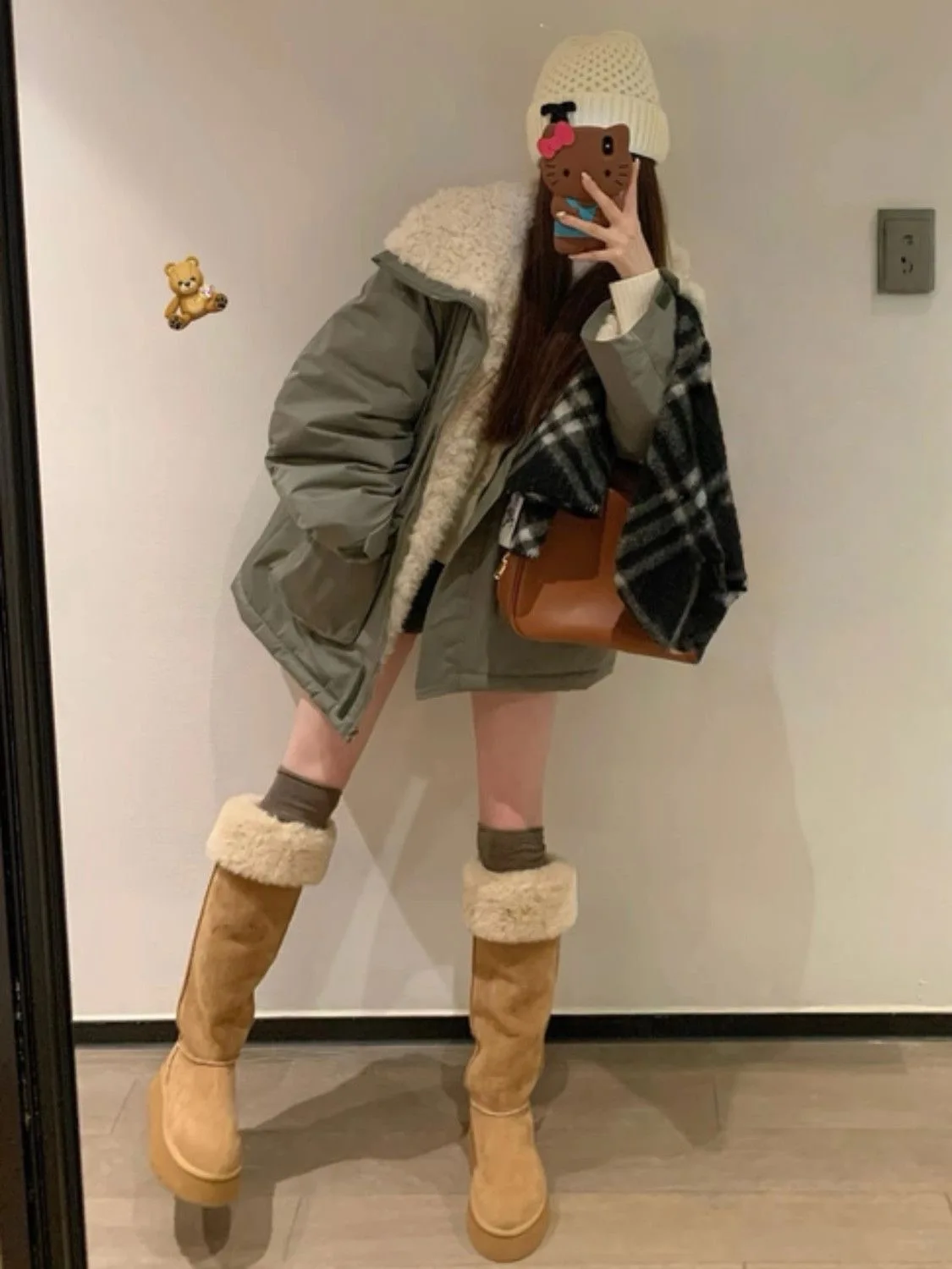 

Женская зимняя парка из овчины: модная теплая хлопковая куртка с молнией, длинными рукавами и стандартным кроем