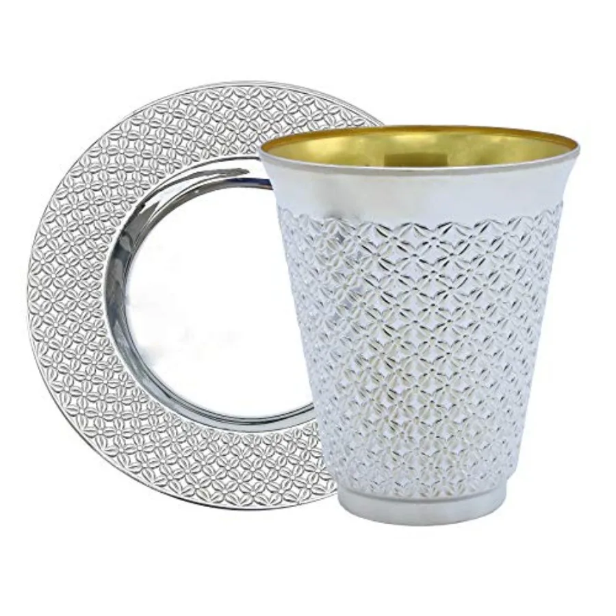 

Одноразовые пластиковые стаканчики для кидуду (50 шт., 5,5 унций) и серебряные чашки с блюдцами для Пасхи, Шаббата, свадеб, бритефейта и на каждый день