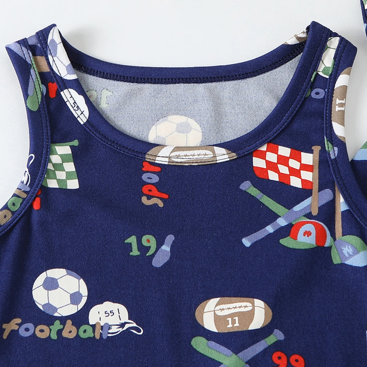 3-teiliges, bequemes Set mit niedlichem Fußball-Print für Kinder, Rundhals-Kurzarm-Top für Jungen und Mädchen, Shorts mit elastischem Bund – Detail 7