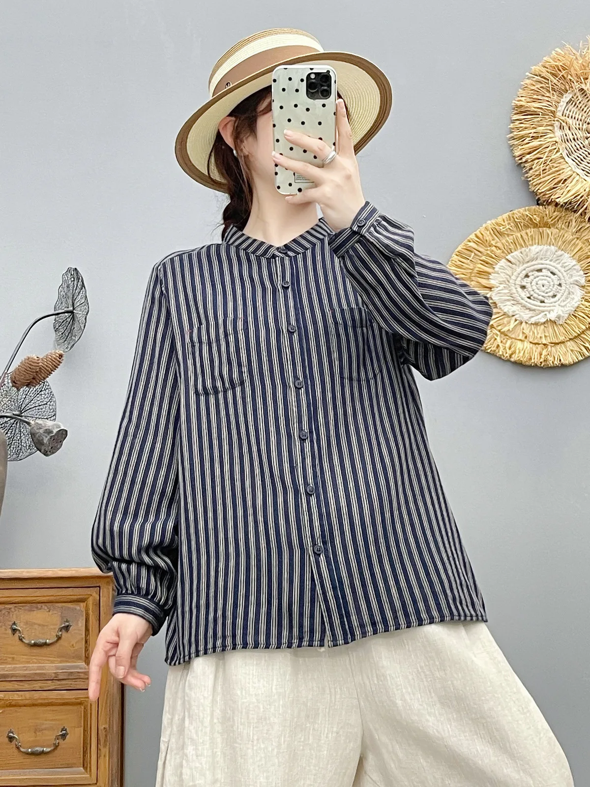 جديد 2025 الخريف غزل القطن قميص طويل الأكمام ، المرأة الوقوف جيب مخطط ، موري فتاة موضة بلوزة فضفاضة غير رسمية T59918CC