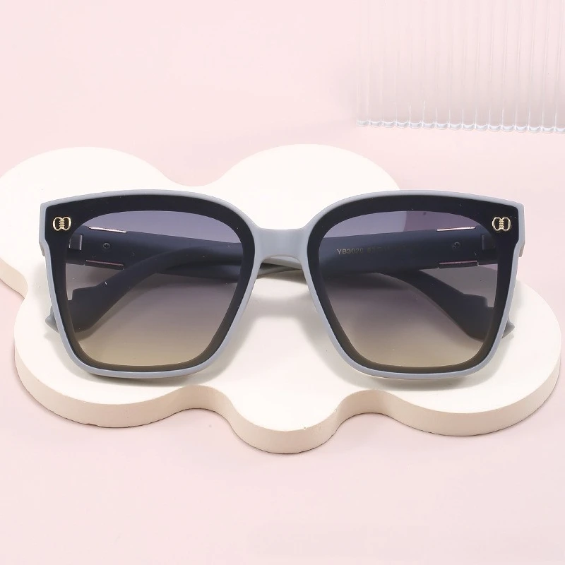 

2025 New Large Frame Square Sunglasses Women's Fashion Trend UV400 Protection Unisex Versatile Glasses for Men High-End