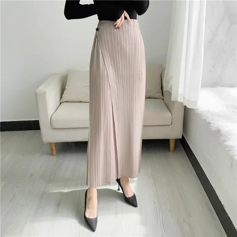 Miyake Style Women Pleated Solid Color Ankle-length Pants Elastic Waist Wide Leg Straight Female Trsouser Loose 2025 Summer