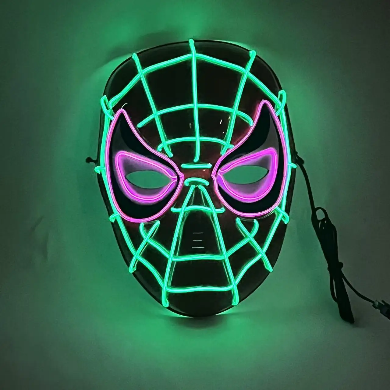 Nowa Maska Spider-Mana Świecąca w Ciemności Maska Iron Mana Kapitana Ameryki Halloween Cosplay Pełnotwarzowa Maska LED Świąteczny Prezent Nakrycie Głowy