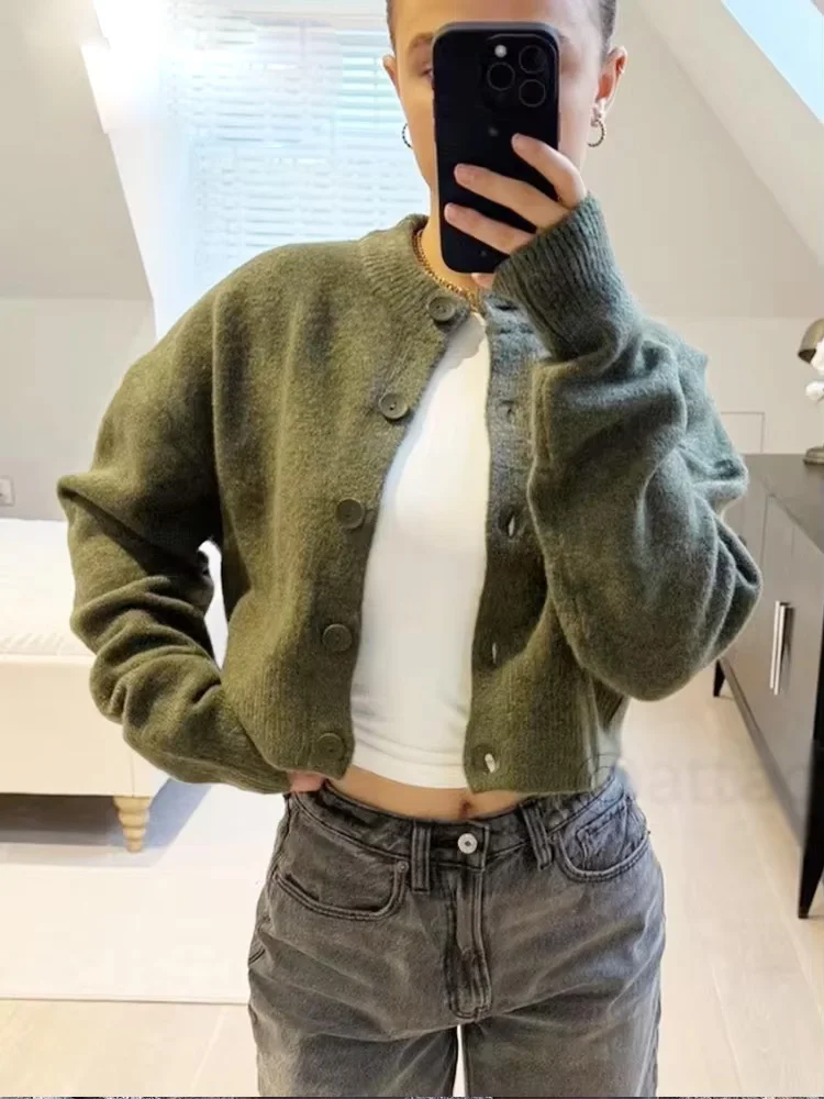 

2024, осенний женский модный повседневный однотонный вязаный кардиган, свитер с длинным рукавом и одной пуговицей, зеленые укороченные свитера, женская верхняя одежда