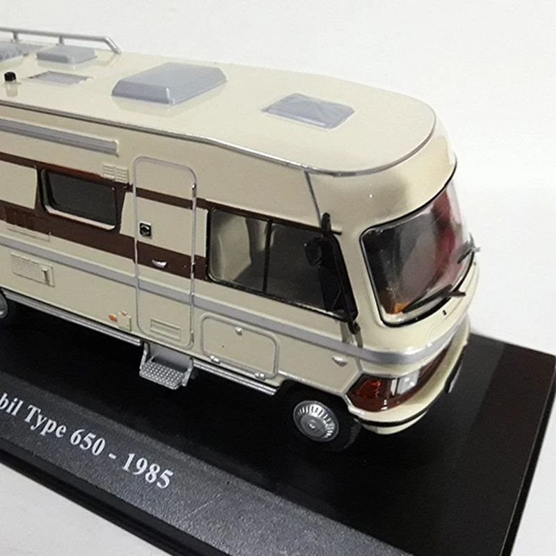 IXO Diecast 1:43 Scale Truck TYPE 650 1985 Bus Simulation Alloy Car Model Static Display Collectible Toy Gift Souvenir Decration