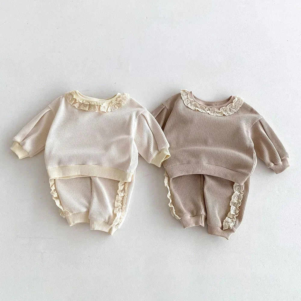 2024 Autumn Baby Clothes Set Girls Sweet Lace O-Neck Top + Pants Cotton 2Pcs Long Sleeve Sweatshirt Fashion Loose Kids Suit 0-4T