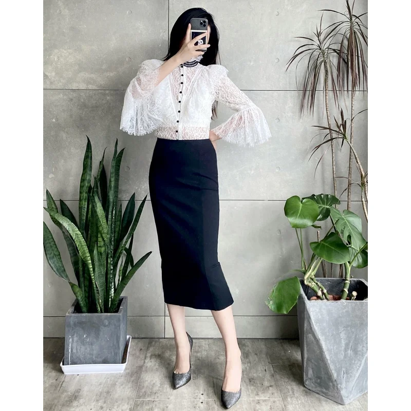 

Susan High-End Sweet Faionable Early Spring New Lace See-tough Bell Sve irt Top Women's Busin Casual Pure Color