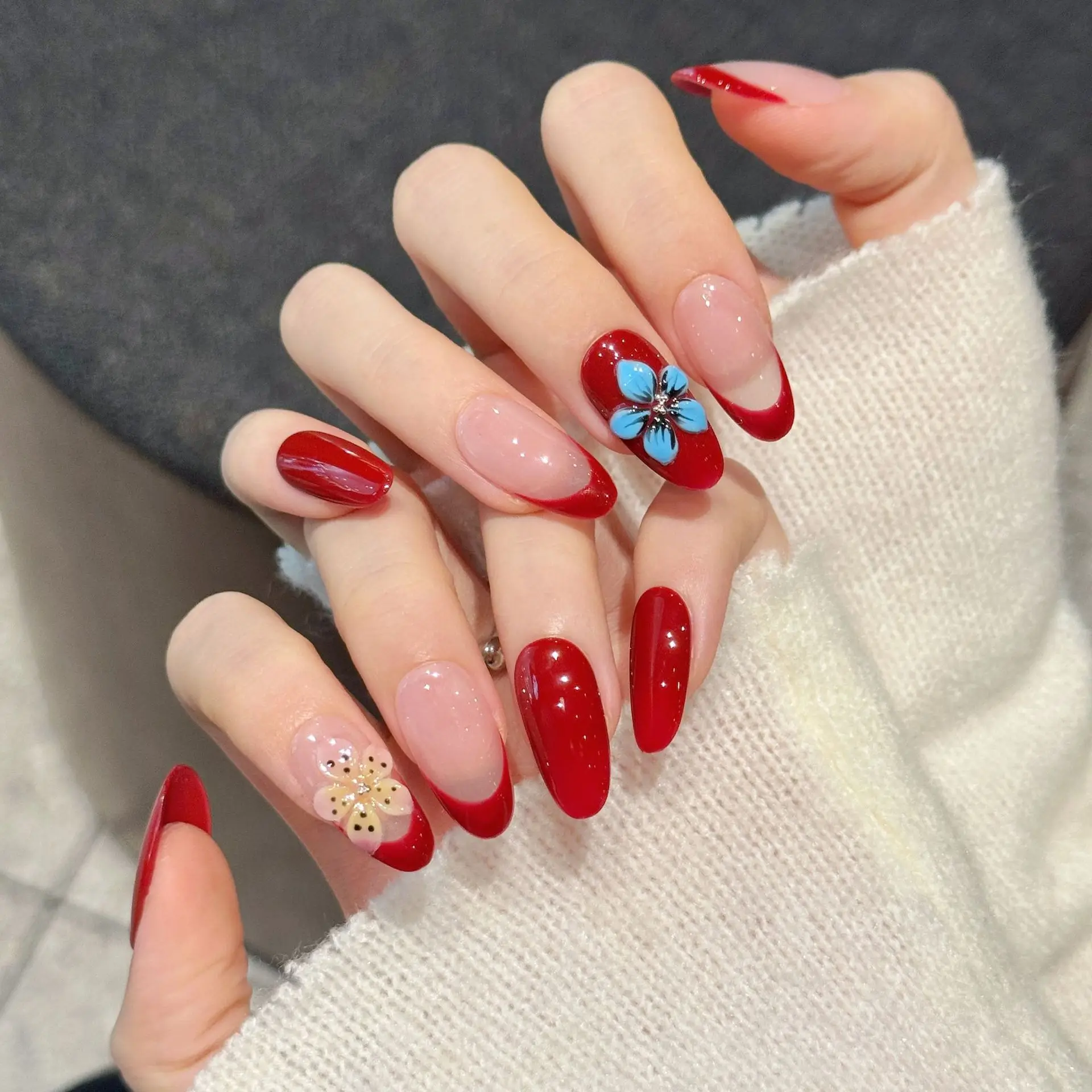 10 pezzi di lusso fatti a mano per unghie, design ovale centrale con linguette adesive per colla per unghie in 3 PEZZI