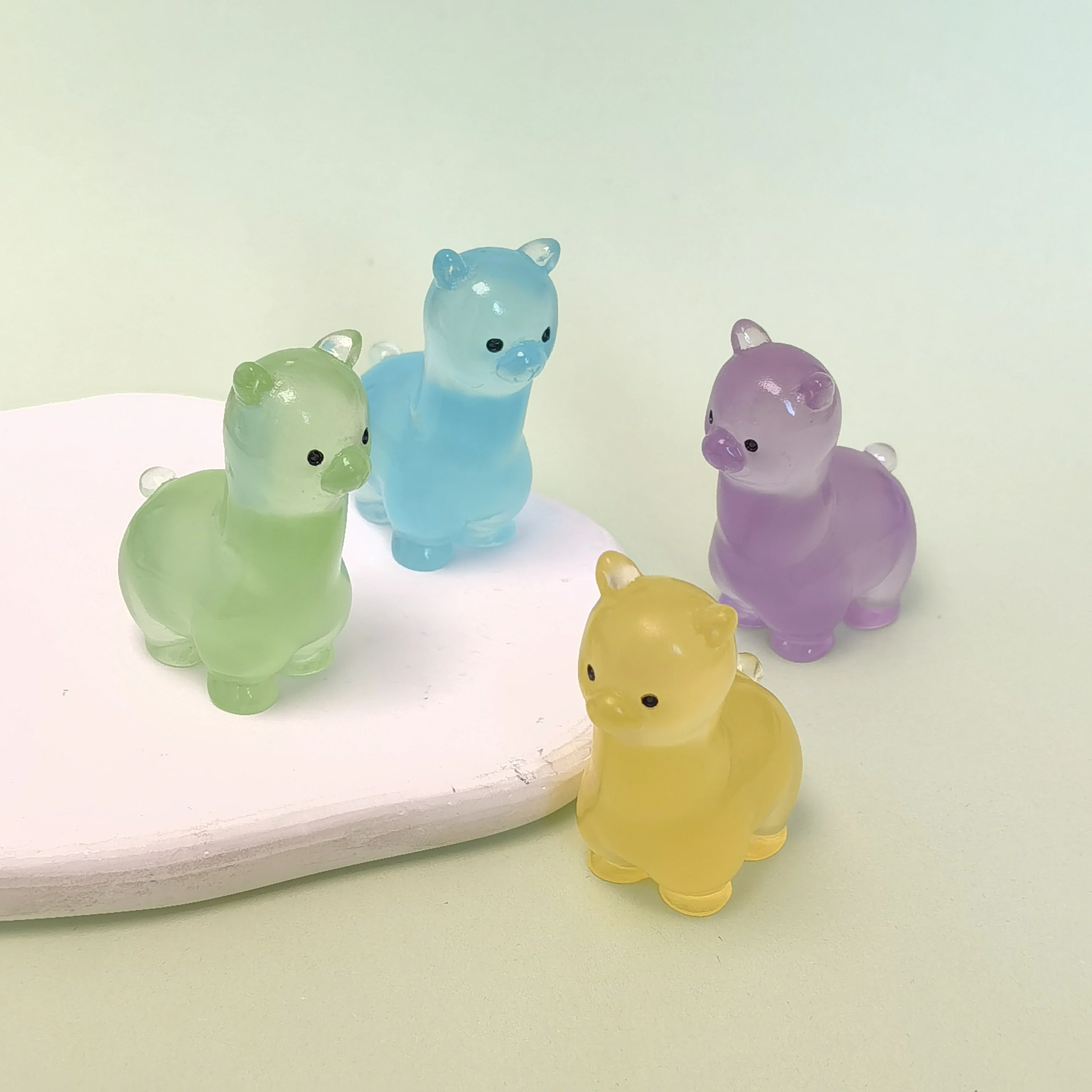 Glow In Dark Simulated Alpaca Decorative Accessories Environmental Resin Car Ornaments Mini landscape