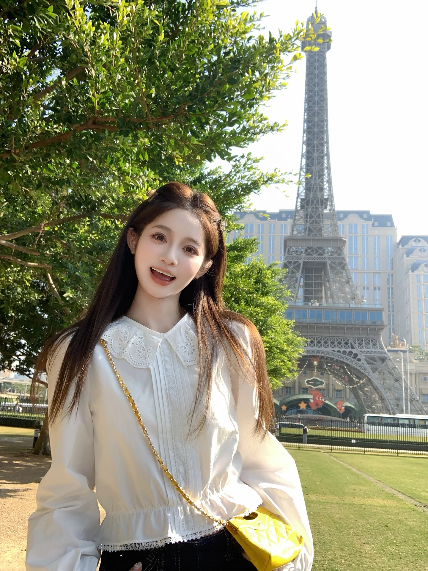 

Синяя кружевная блузка из 100% хлопка с круглым вырезом, длинными рукавами, цветочным узором, маленьким V-образным вырезом, в ретро-стиле, женская, с принтом.