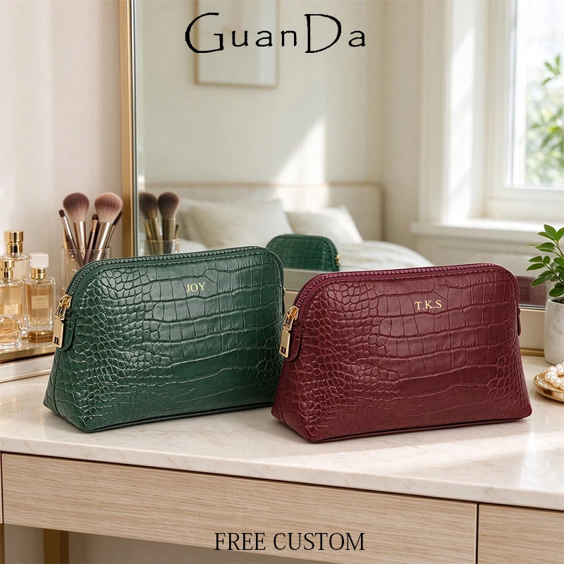 Travel Portable DIY Name Cosmetic Bag Crocodile PU Leather Zip Shell Bag Luxury Vintage Woman Make Up Bag Wholesale Toiletry Bag