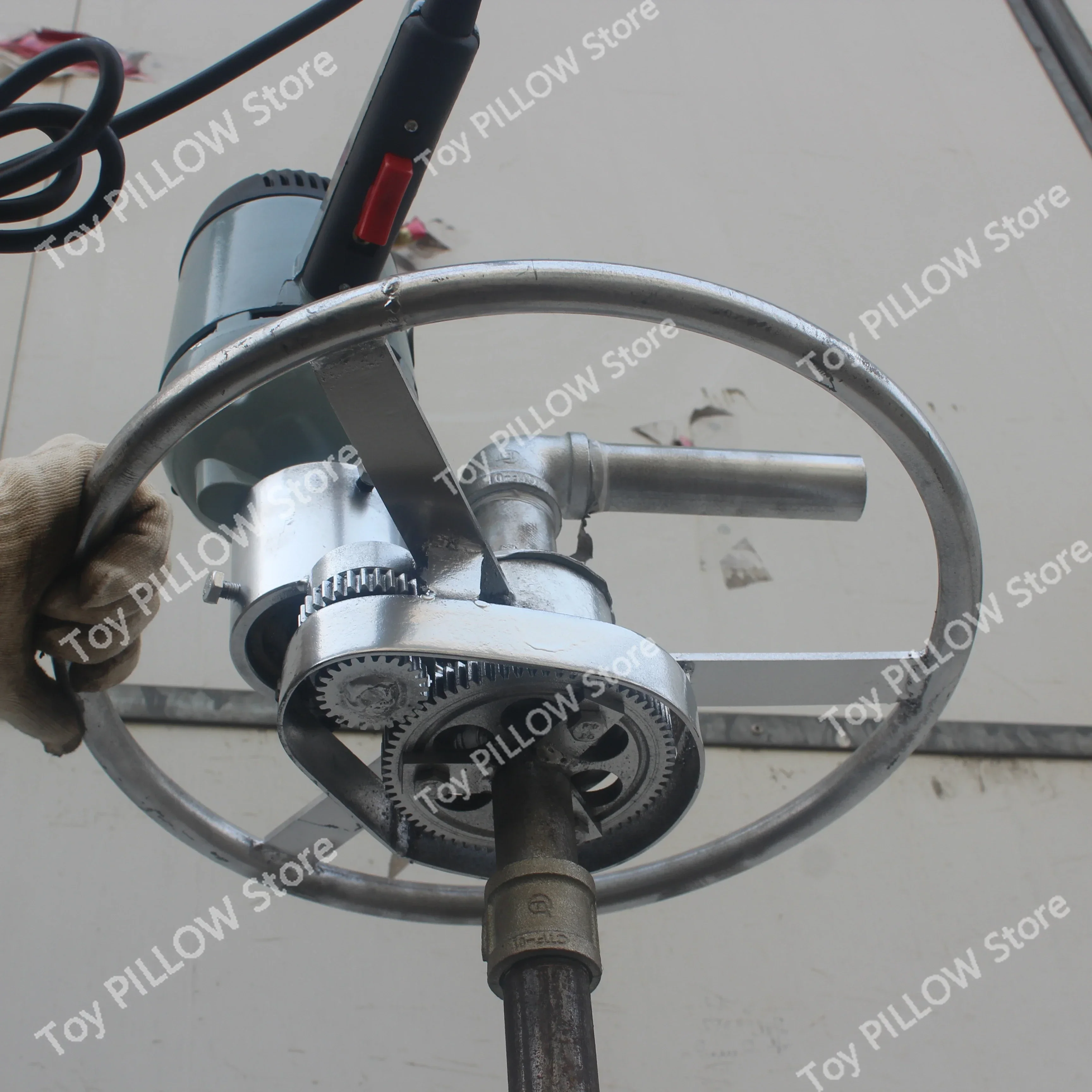 Small and convenient water well drilling rig 100 meters manual   single hand-held disc    