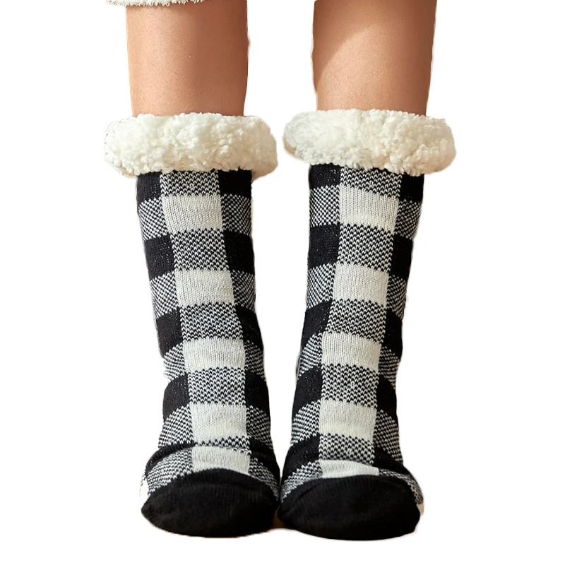 

TANABATA Women's Plaid Winter Snow Socks Super Soft Warm Cozy Fuzzy Deer Fleece-lined With Grippers Slipper Sock Christmas Gift