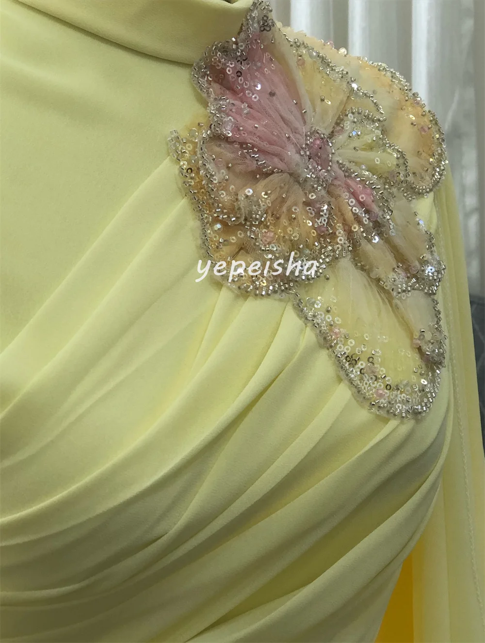 カスタマイズされたセクシーな絶妙なシフォンアップリケビーズラインストーンストレートシャーリングハイカラーロングドレスオーダーメイドオケージョンドレス