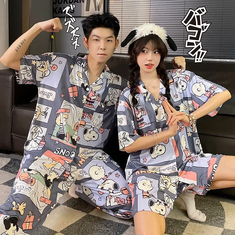 

Ice silk short-sleeved pajamas cartoon Snoopy couple cute large size three-piece set can be worn as home clothes