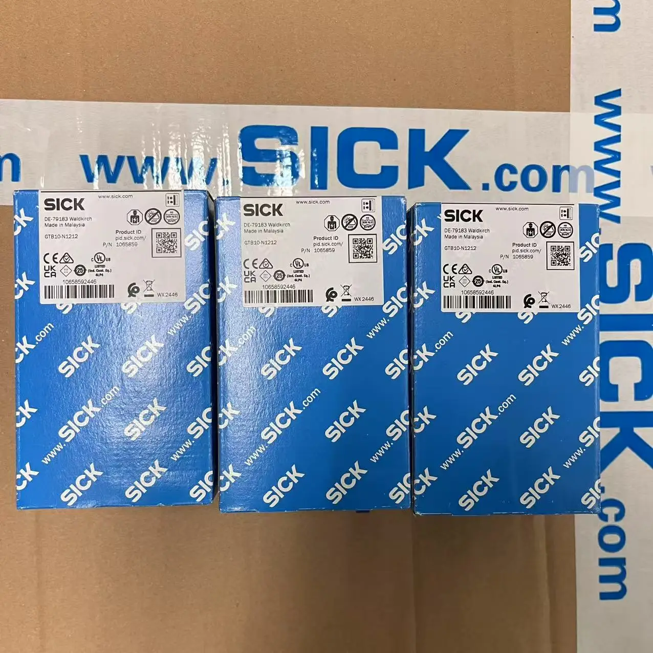 

SICK Diffuse Photoelectric Sensor GTB10-N1212 Order Number 1065859 In Stock Sensor Brand New Original Genuine