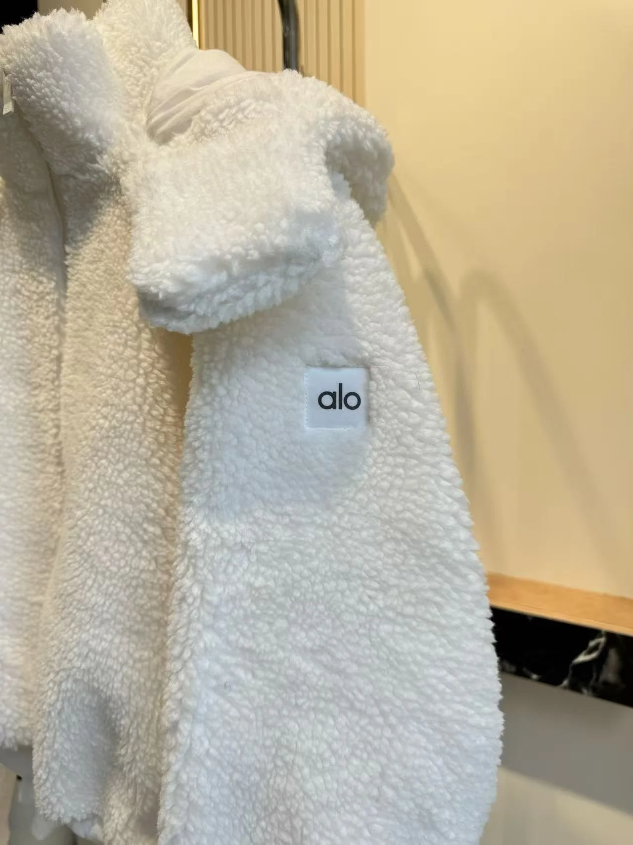 따뜻한 탈부착 가능한 후드 코트 여성 캐주얼 슬레 인조 양털 패딩 자켓 북미 가을 겨울 신상 슬레