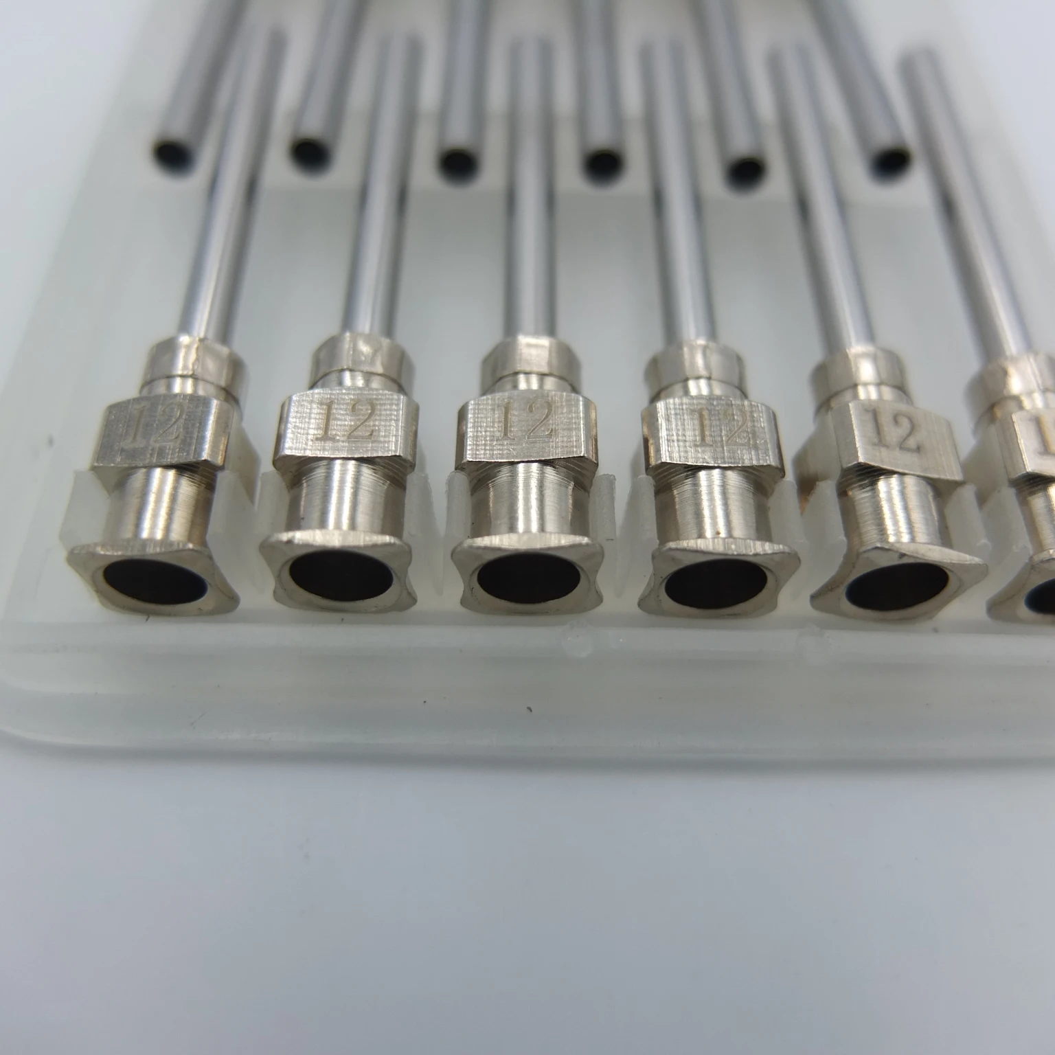 12 Pack - Dispensing Needle 1\