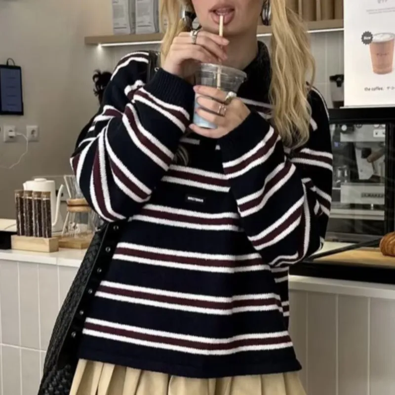 

Осень 2022, женский свитер с воротником-поло в корейском стиле в стиле ретро, с длинными рукавами, полосатый вязаный топ в полоску, мягкая повседневная одежда