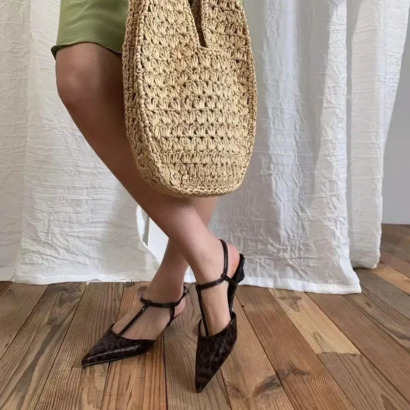 

Весна/Лето 2023, новые босоножки на остром каблуке с леопардовым узором в стиле ретро, простые, сексуальные, удобные на высоком каблуке