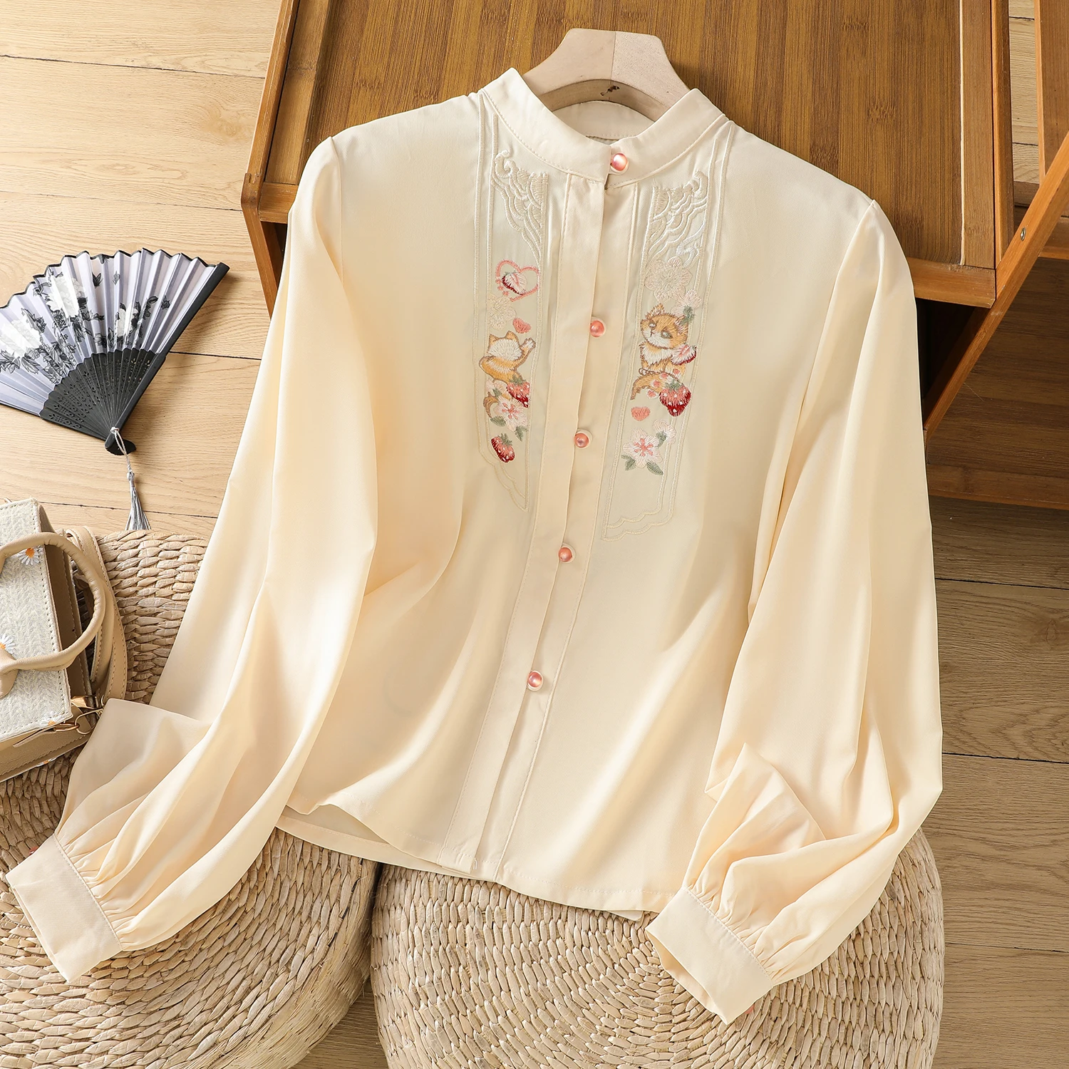 

plus Size Embroidered Long Sleeve Women's Shirt Stylish Spring Autumn New National Style Outerwear Comfortable Thin Material