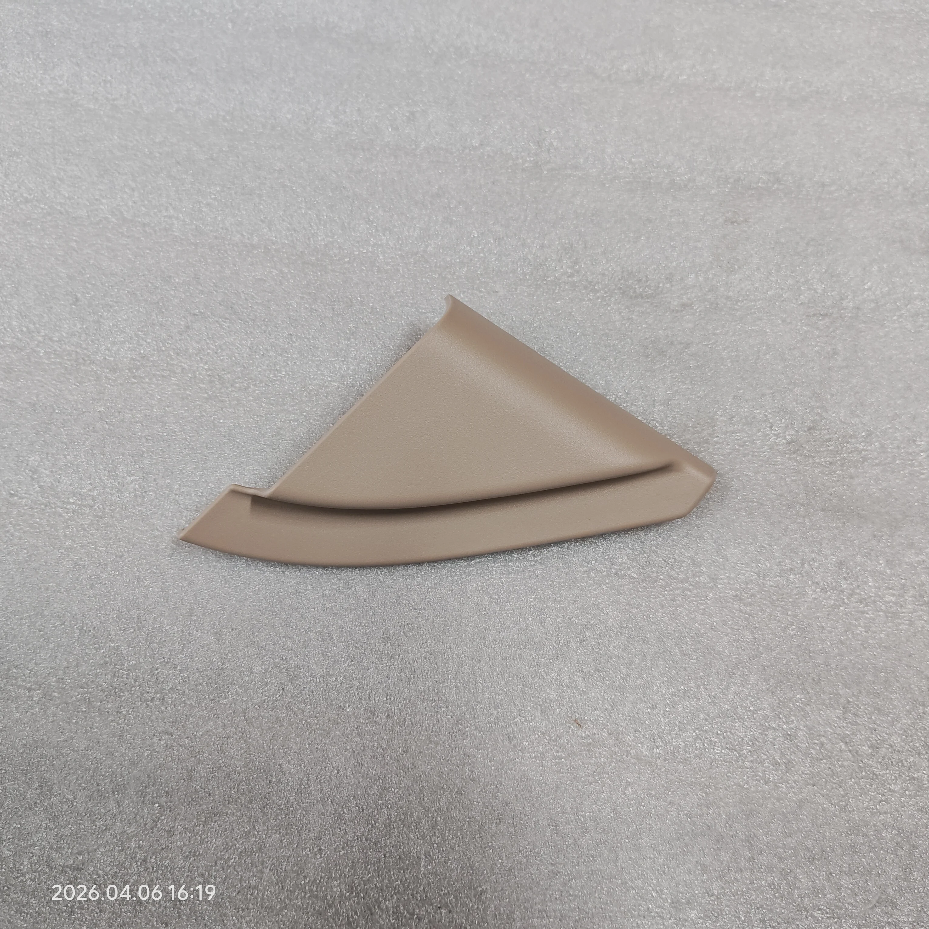 Car part Nano 06 inner triangular cover of the front door (left) B029315