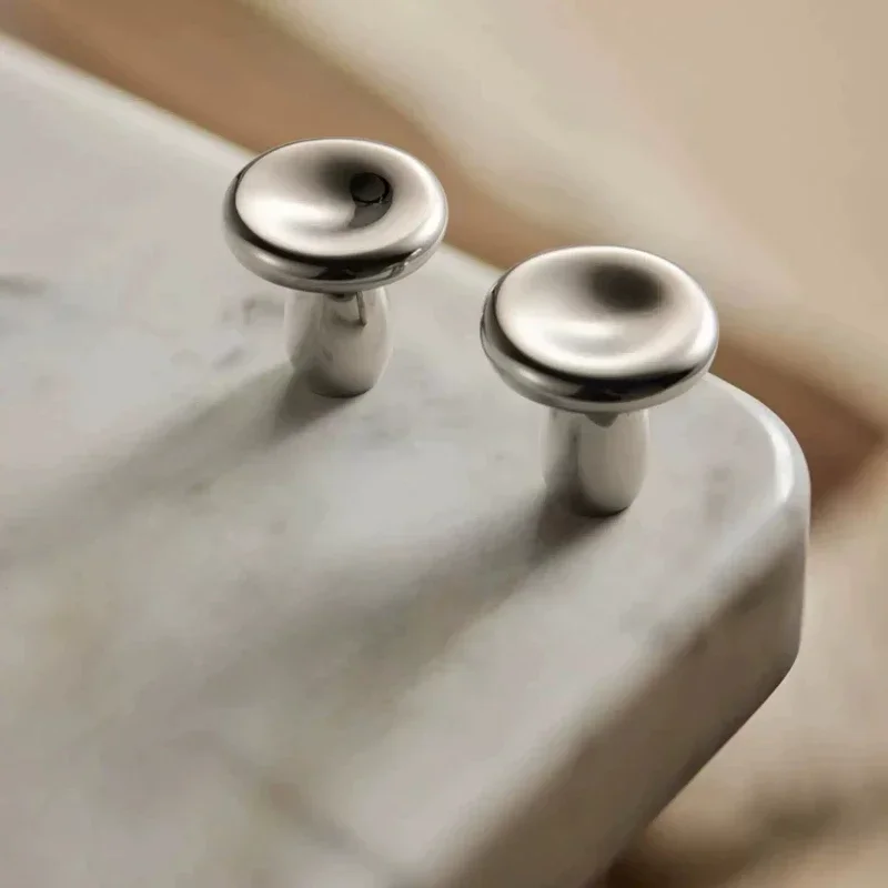 Glossy Silver Kitchen Handles Nordic Minimalist Style Drawer Handle Titanium Silver Modern Solid Brass High-end Furniture Handle